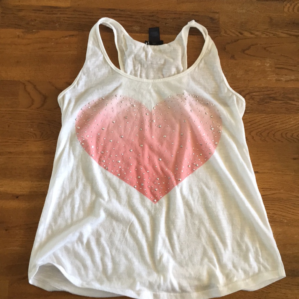 Heart patterned tank top